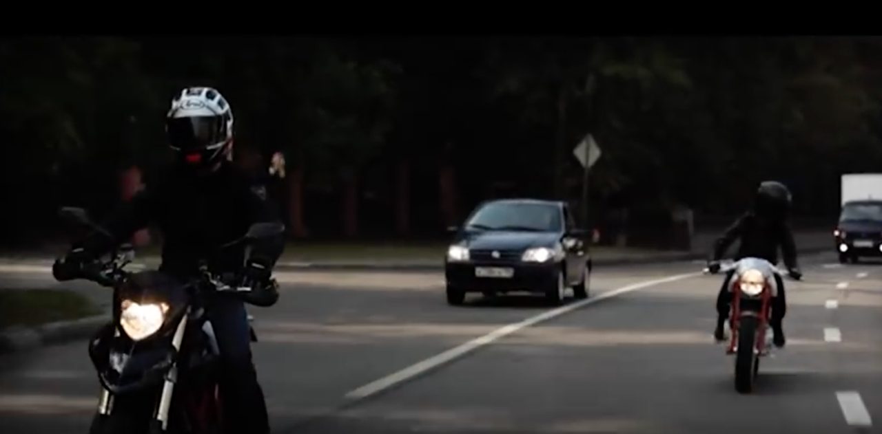 画像11: ドカ乗りの美女がドカ乗りのひげ男に惚れる。恋は実るのか??