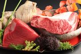 画像1: こだわりのワインとメインのグリルやステーキも