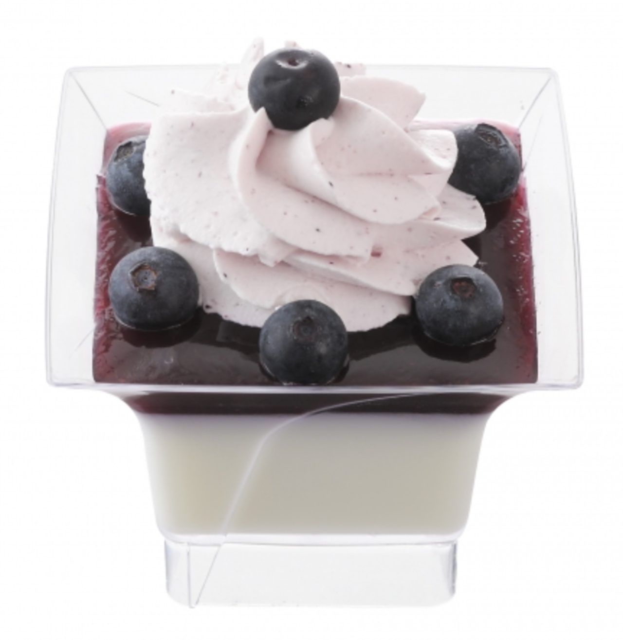 画像: 商品名：「ブルーベリーと杏仁プリン」 価　格： ￥550（税込￥594） 特　長： 杏仁プリンの上にブルーベリーゼリーを重ねて、ブルーベリー生クリームとブルーベリーを飾りました。なめらかな口あたりの杏仁プリンに、甘酸っぱいブルーベリーがよく合う、さっぱりした味わいのカップデザートです。 販売期間　2015年7月10日～7月30日