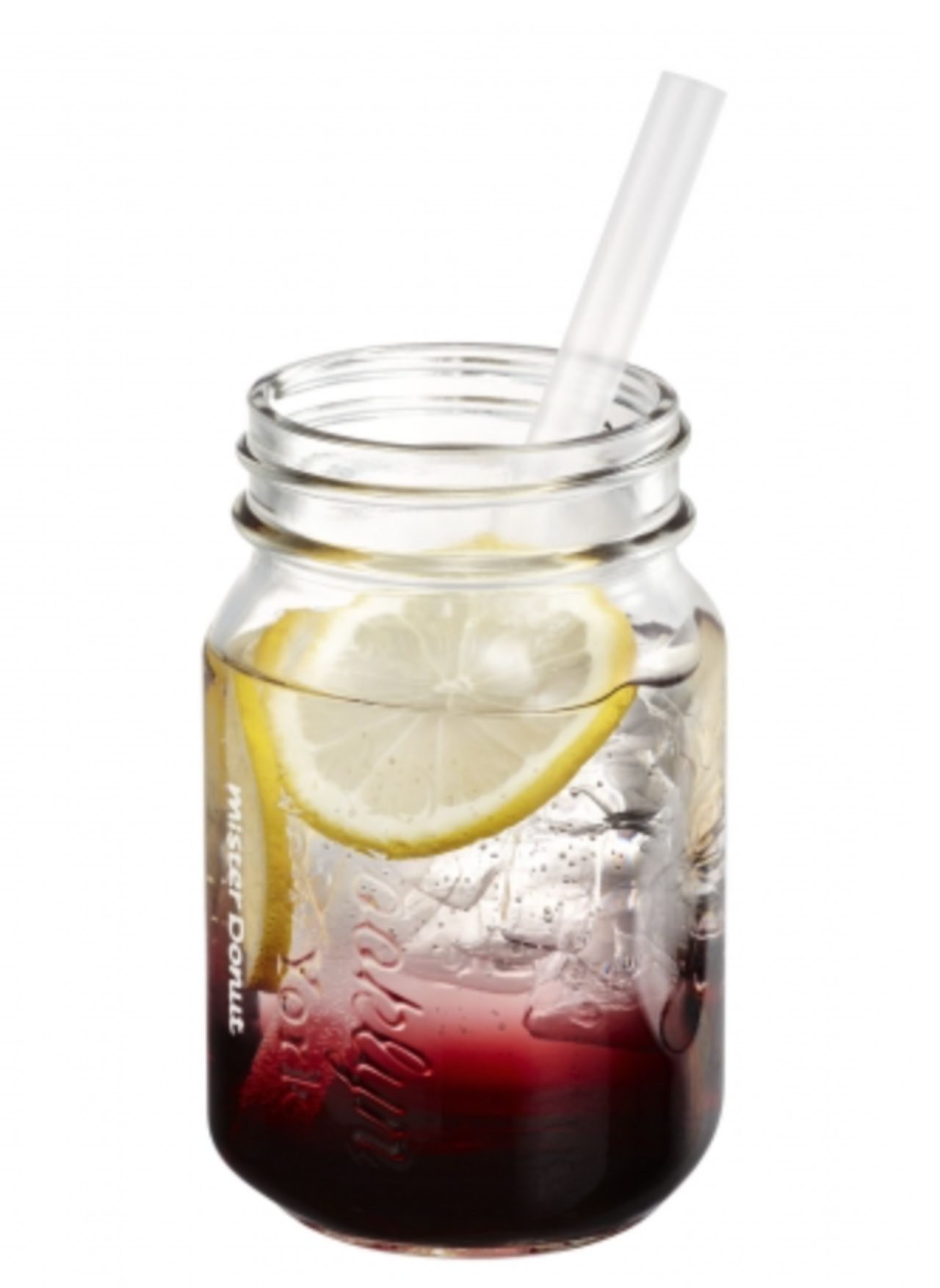 画像: 「クランベリーソーダ」 おしゃれなブルックリンジャーの中に、クランベリー果汁入りドリンクと炭酸水を注ぎ、スライスレモンをトッピングしました。