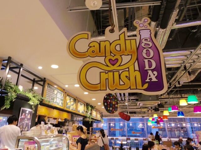画像1: キャンディークラッシュソーダワールドを堪能できる、こだわりの店内