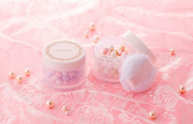 画像: スージー ミックスパール フェイスパウダー<数量限定品> 全2色 20g 各¥2,160(税抜¥2,000) 2016年1月16日(土) 発売