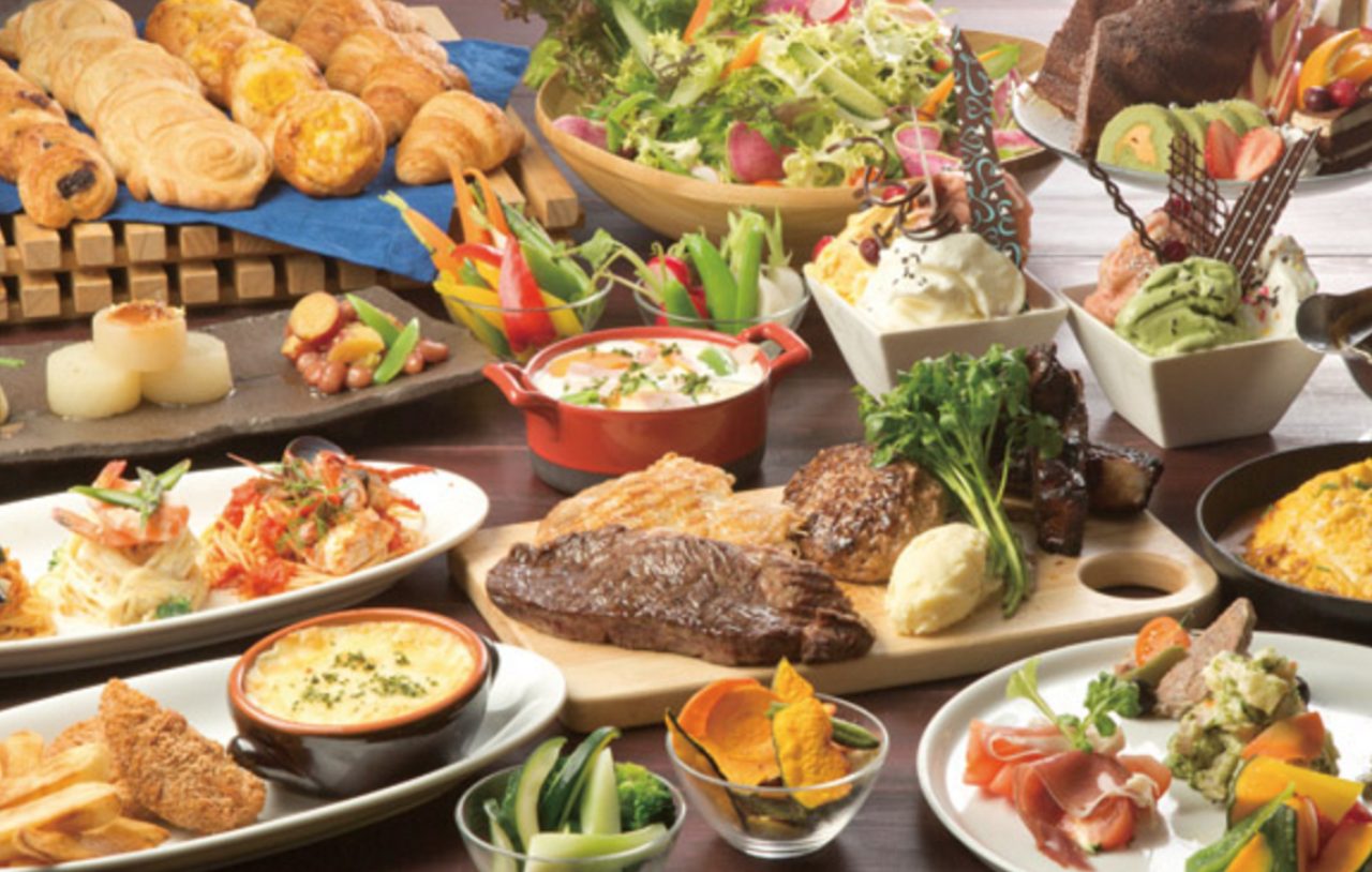 画像1: 50種類以上の料理と焼き立てグリル料理が楽しめるビュッフェレストラン ビュッフェ&グリル「シェフズグッディーズ」が池袋に誕生!