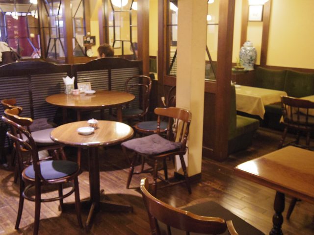 画像: 落ち着いた雰囲気 www.coffee-story.co.jp