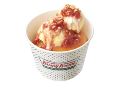 画像: ドーナツ アイス ストロベリー & ヨーグルト(Doughnut Ice Kreme Strawberry & Yogurt) 温かいオリジナル・グレーズド®の上で、冷たいアイスがとろけるデザート。 ドーナツとバニラアイスに、ヨーグルトと苺の酸味が絡まり爽やかな味わいに。 ナッツ入りグラノーラのカリッとした食感も楽しめます。 販売期間:2016 年 2 月 24 日(水)~4 月 26 日(火) 販売価格: 450円(税込)