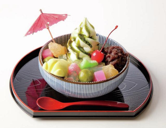 画像: ぐでらっくすソフトクリームあんみつ 1,250円(+税)