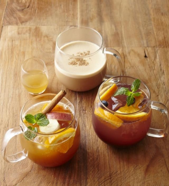 画像: <Dinner Time> ■商品名: カシスオレンジ&アッサムソーダ フルーツ&アールグレイラムソーダ ロイヤルジンジャーミルク ■価格:各680円(税込) ■商品説明:茶葉を漬け込み、紅茶の旨味を抽出したスピリッツをフルーツやミルクと合わせた自家製カクテル。