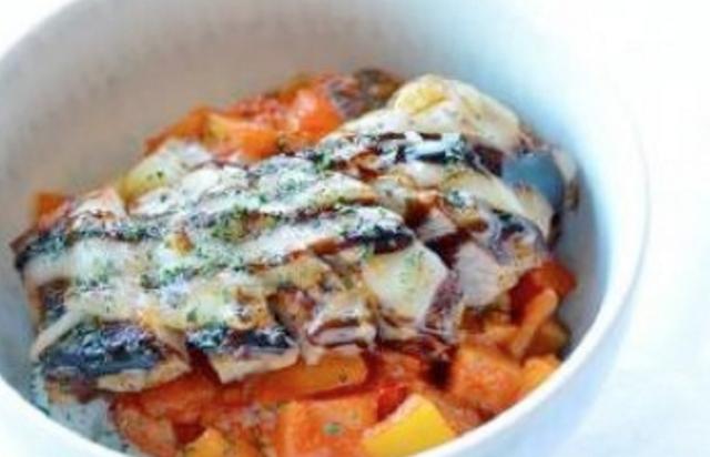 画像: 【長崎】 『雲仙しまばら鶏のイタリア丼』/ウォーターマークホテル長崎ハウステンボス ・第4回九州ご当地グルメ王者決定戦グルメ部門優勝 ・第1回全国グルメFIGHT!2015〜肉の巻〜グルメ部門優勝