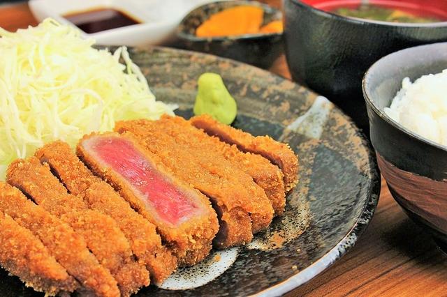 画像: 牛かつセット(並)