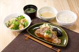 画像: 薄切りサーロイングリルととろろご飯和膳 1,199円 薄切りサーロイングリルと、とろろご飯、海老のミニサラダ。いろいろな味をお楽しみいただけます。