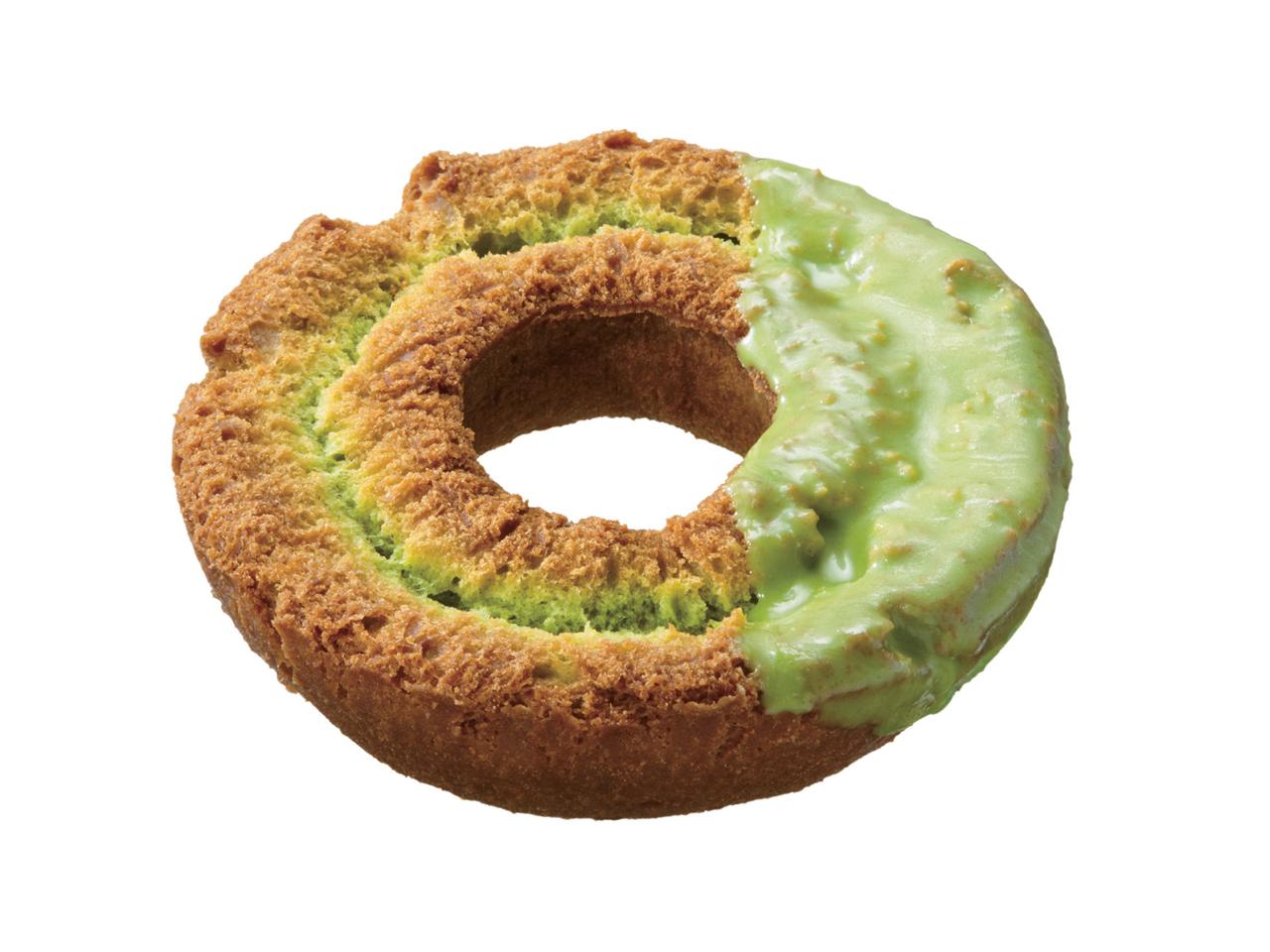 画像: ●オールドファッションダブル抹茶（151円） 抹茶を練り込んだサクッとしたオールドファッション生地を、抹茶コーティングでデコレーションしました