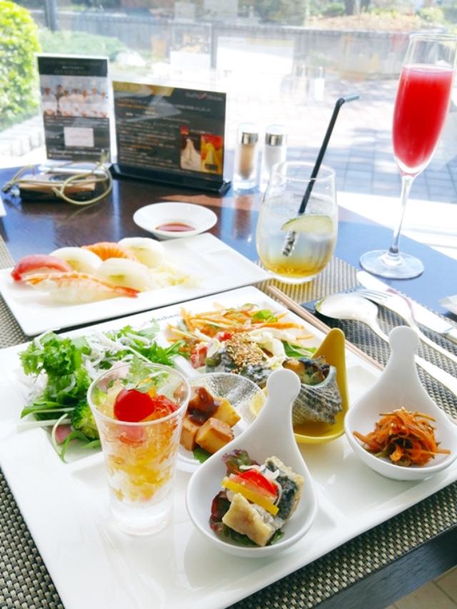 画像4: さっそく伊勢志摩の食の魅力あふれるブッフェ台へ♪