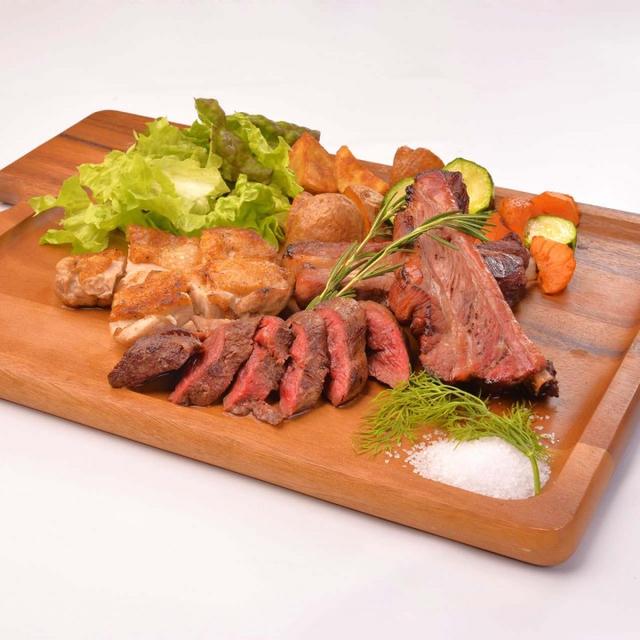 画像: 大人気のBBQプレート2480円(税抜)
