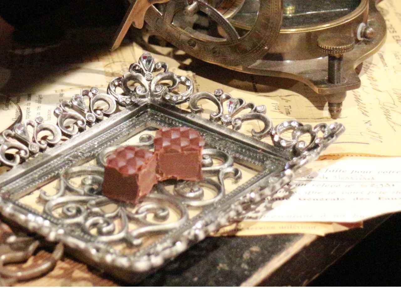 画像: 7月2日~31日限定ショコラ ガナッシュ「ハチミツ」