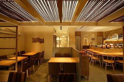 画像3: "完熟沖縄マンゴー"がたっぷりの季節のデザートはいかが?