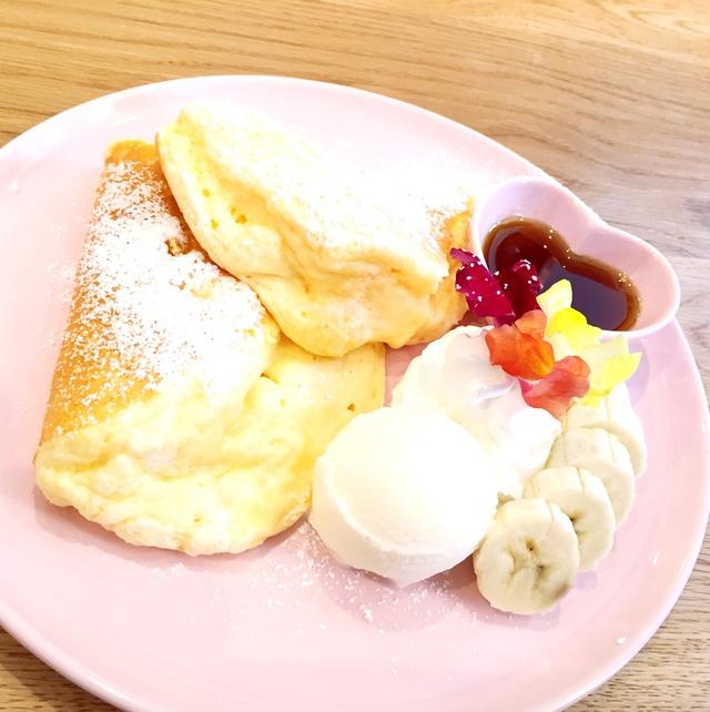 画像1: みんなの憧れ、ふわとろパンケーキもいただける!