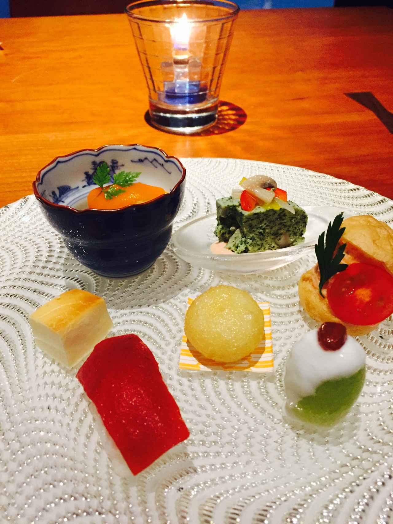 画像: 明太ポテトのシュー包み/鶏肉とほうれん草のテリーヌ/チーズの西京焼き 里芋と大根の南蛮漬け/銀杏もち/ぶどうのヨーグルトがけ/漬けパプリカの寿司