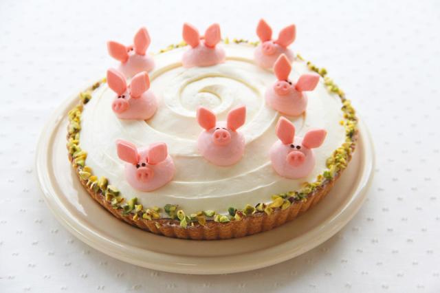 画像: いたずらブタ 甘酸っぱいりんごのチーズタルト 単品:650円 ドリンク付:1,050円
