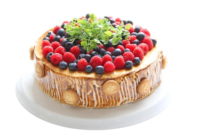 画像: おもいでの木 ひつじのショーン第29話 絵本にもなっているエピソードをチョコレートケーキにしました 単品:650円 ドリンク付:1,050円