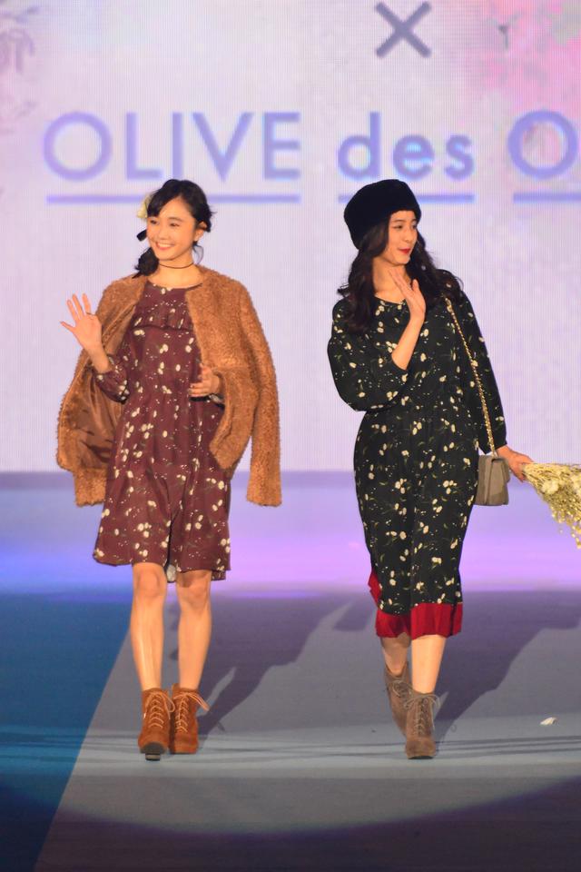 画像21: 【イベントレポ】ランウェイだけじゃない!ブースも大充実の「ガールズアワード2016」レポート