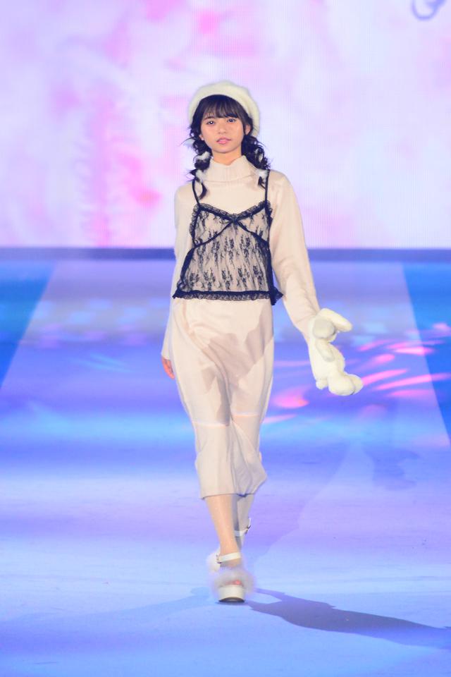 画像5: 【イベントレポ】ランウェイだけじゃない!ブースも大充実の「ガールズアワード2016」レポート
