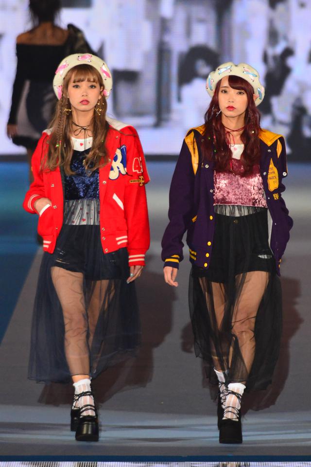 画像36: 【イベントレポ】ランウェイだけじゃない!ブースも大充実の「ガールズアワード2016」レポート