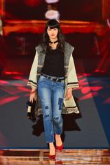 画像29: 【イベントレポ】ランウェイだけじゃない!ブースも大充実の「ガールズアワード2016」レポート