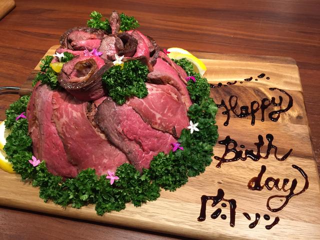 画像2: 2階は「肉バル 肉ソン大統領」!!!