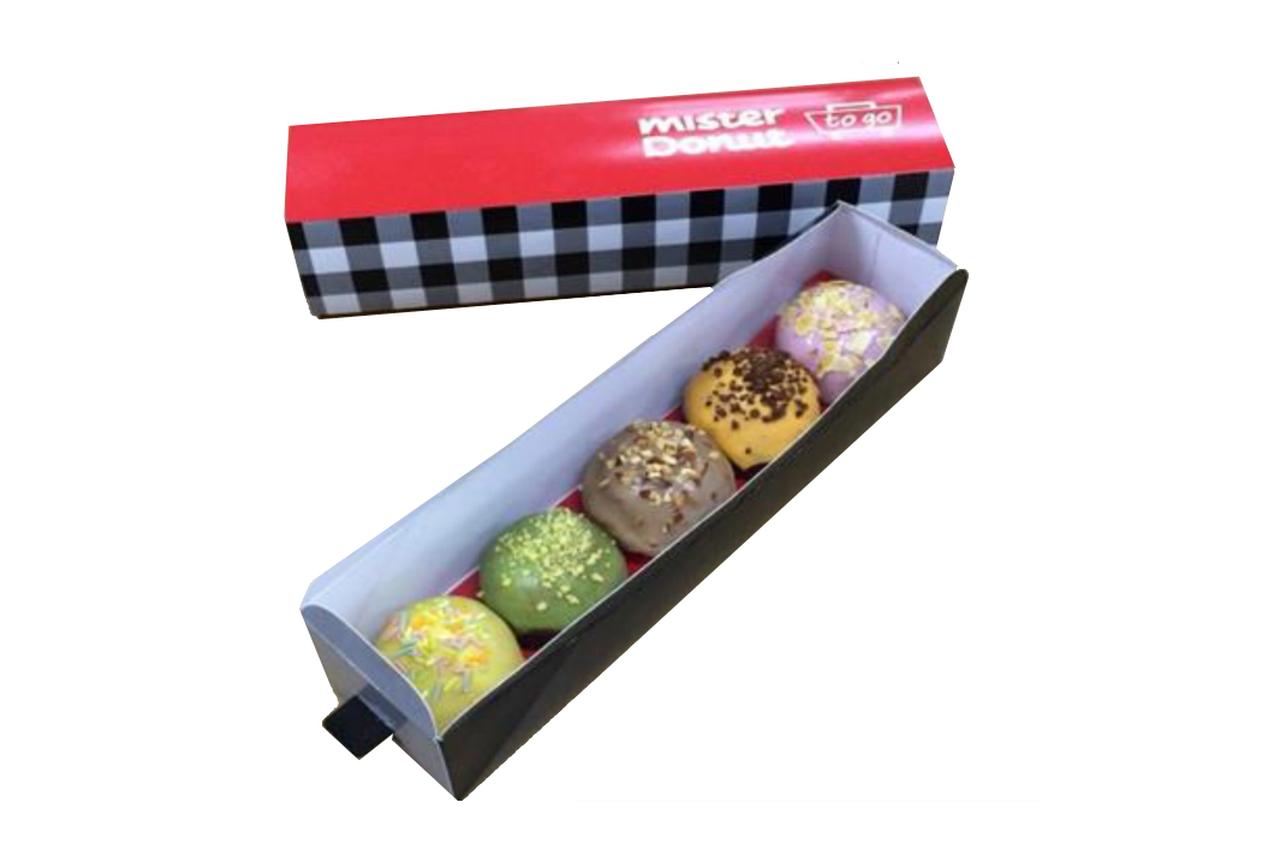 画像: ●to go アソートセット・ボール　500円 ふんわりとした食感のミニボールサイズのイースト生地に5種類のフレーバーコーティングを施し、かわいい専用ボックスにセット。ギフトとしてご利用ください。