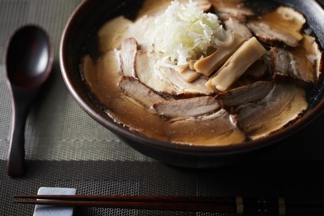 画像1: 集まれ男子!!ガッツリお肉のカレーとラーメン