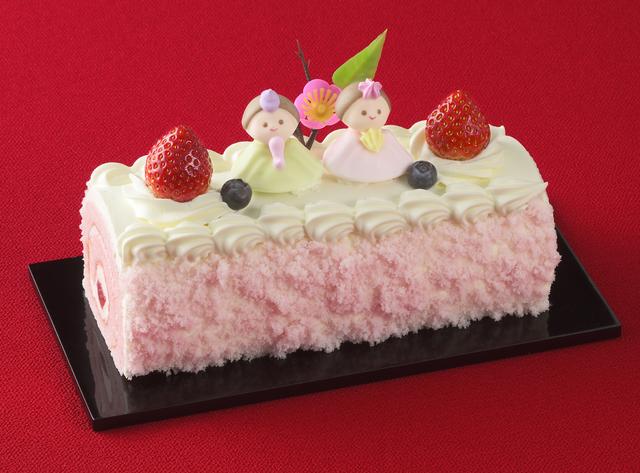 画像: 価 格: 長さ19cm、約4人分/¥1,900(税込¥2,052) 特 長: ほんのりピンク色の苺風味スポンジで、甘酸っぱい苺ジャムと苺風味生クリームをふんわりと巻きました。ひなまつり限定、春のロールケーキです。