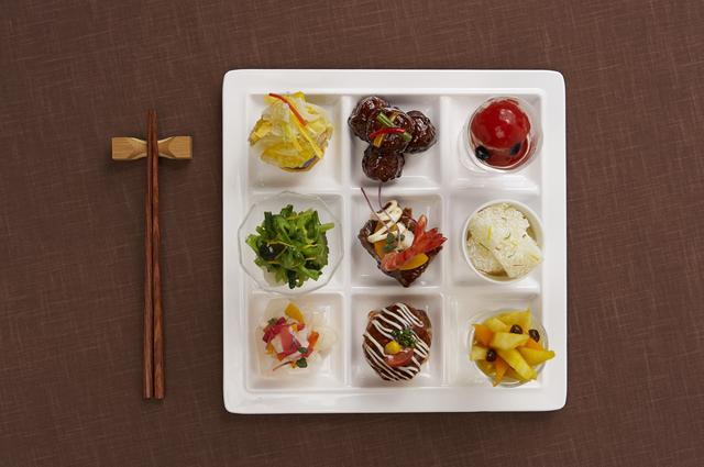 画像: 三尺三寸箸」の季節限定『春の食彩』メニュー