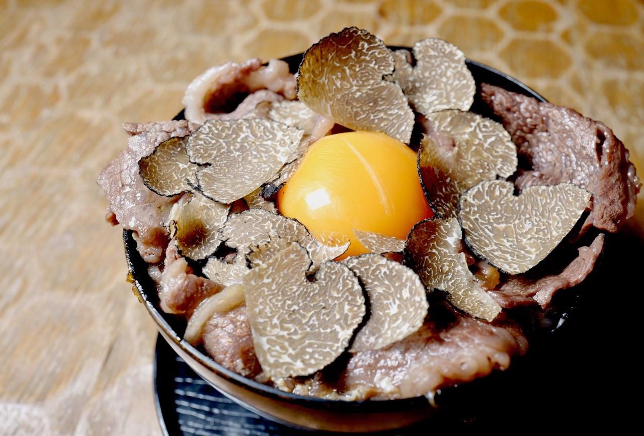 画像: 十番右京　トリュフすき焼きご飯