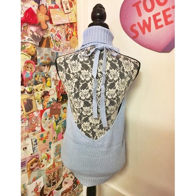 画像1: ネットを騒がせ「例のセーター」と呼ばれている服の「ブルー」がヴィレヴァンで発売開始!