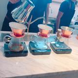 画像: ハンドドリップで丁寧に淹れられたコーヒーを堪能できます。