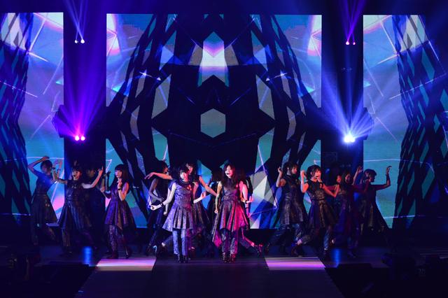 画像: 乃木坂46も華麗なパフォーマンスを披露!