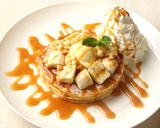 画像: ほろ苦い甘さの濃厚なキャラメルソースたまらない!「キャラメルバナナパンケーキ」