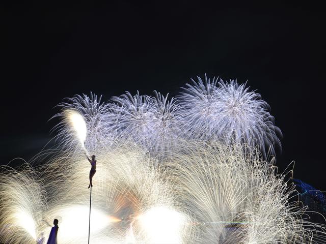 画像3: 世界初の究極の未来型花火エンターテインメント「STAR ISLAND」開催!