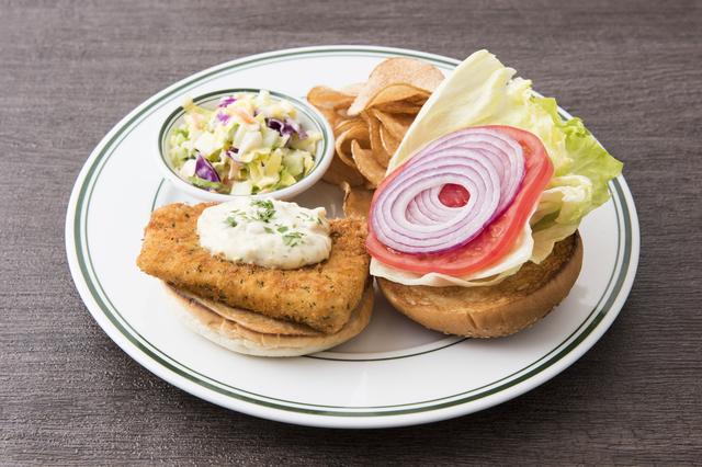 画像: 「マイアミ スパイスフィッシュバーガー」1,900円