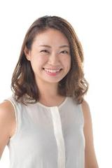 画像: 藤平 奈那子さん メイクページやベストコスメなどの企画を担当。 自身がインナードライのオイリー肌のため、油分と水分のバランスを整える保湿ケア商品選びにこだわりがある。