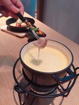 画像: チーズフォンデュは一度食べたら美味しすぎて止まりません!