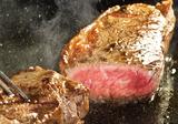 画像: 生牡蠣の後に「ビーフサーロインステーキ」を食す喜び