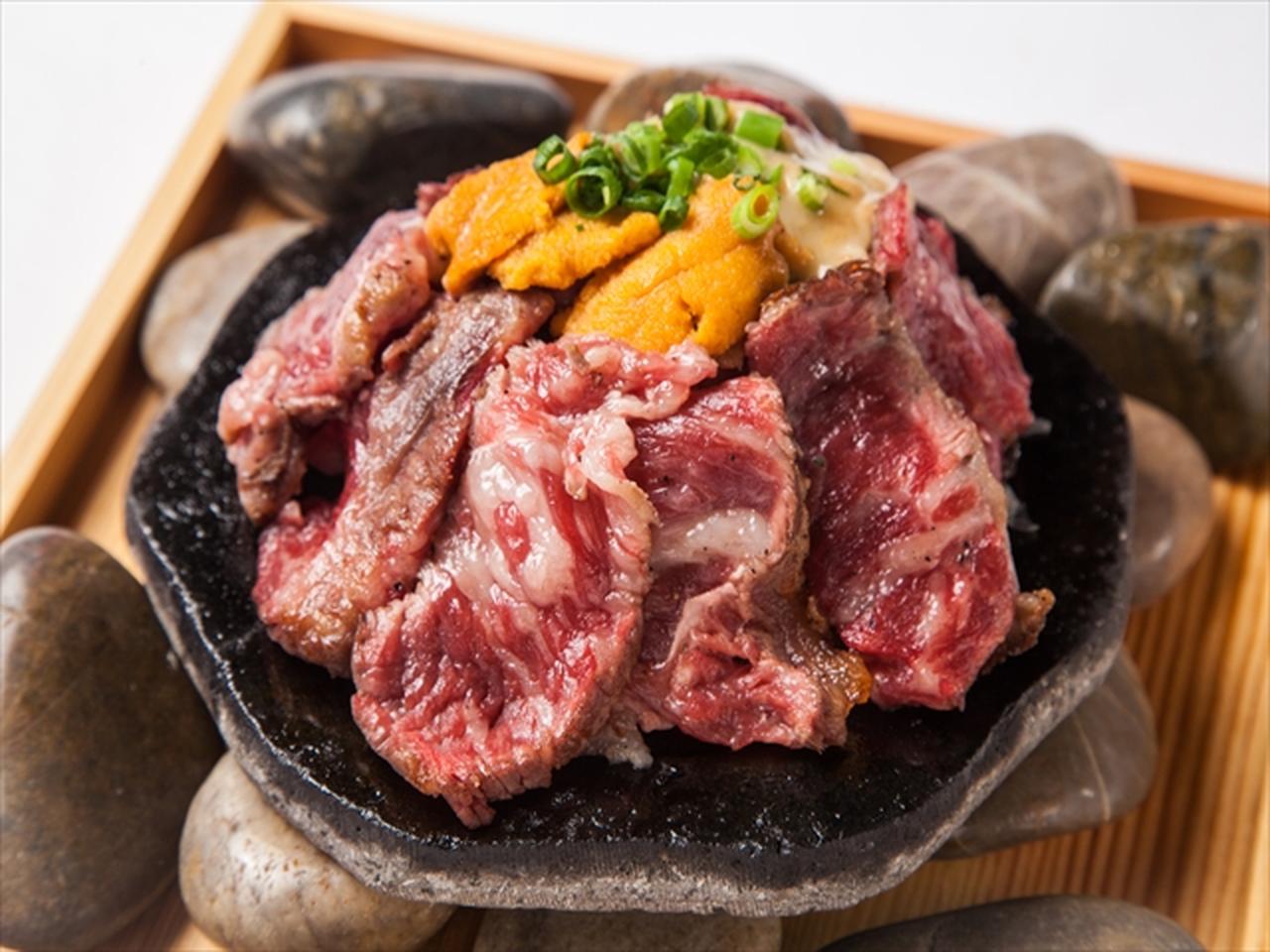 画像: 国産牛ロースの炭火焼き 1,980円