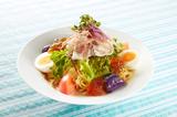 画像: 鹿児島産黒豚 野菜たっぷり胡麻だれ冷やし麺 1,069円