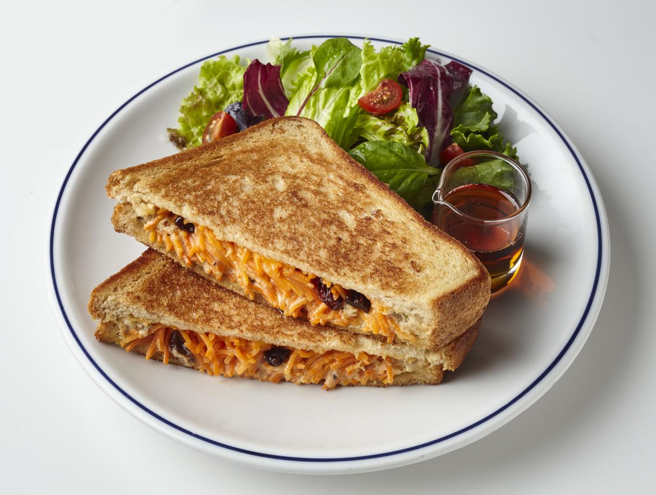 画像: 「パンフライドサンドイッチ ツナメルト」 税込993円 (静岡パルシェ限定)