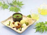 画像: 涼しげなプレートと冷煎茶をセット!茶寮都路里伊勢丹店の期間限定メニュー