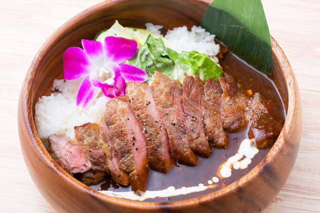 画像: カイラ自家製 ステーキカレー