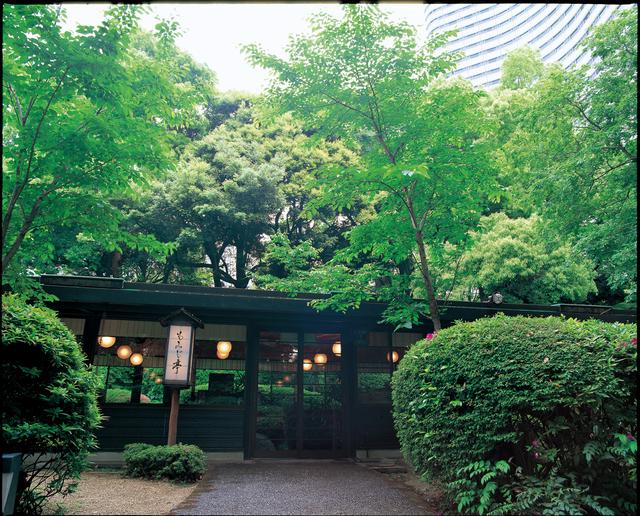 画像6: 400年の歴史を有する日本庭園の緑に囲まれたガーデンビアホールへ!