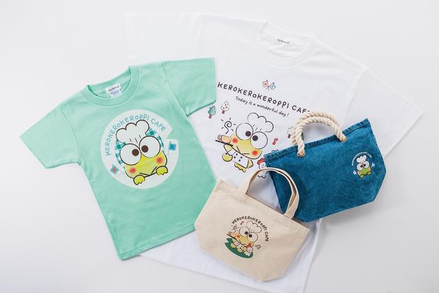 画像: 【カフェ柄グッズ販売中】 ■5階サンリオショップ 大人Tシャツ 各2,808円(税込) 子どもTシャツ 各2,484円(税込) ランチトート/デニム 2,592円(税込) ランチトート/ナチュラル 1,836円(税込)