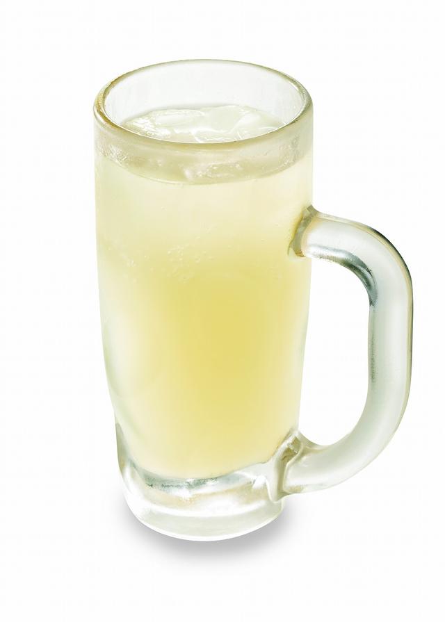 画像: ■グレープフルーツ酎ハイ 370円(税込399円) 果汁とお酒だけでつくられた、清涼感あふれる1杯です。 ※20才未満の方、お車を運転の方にはアルコールの販売はいたしません。
